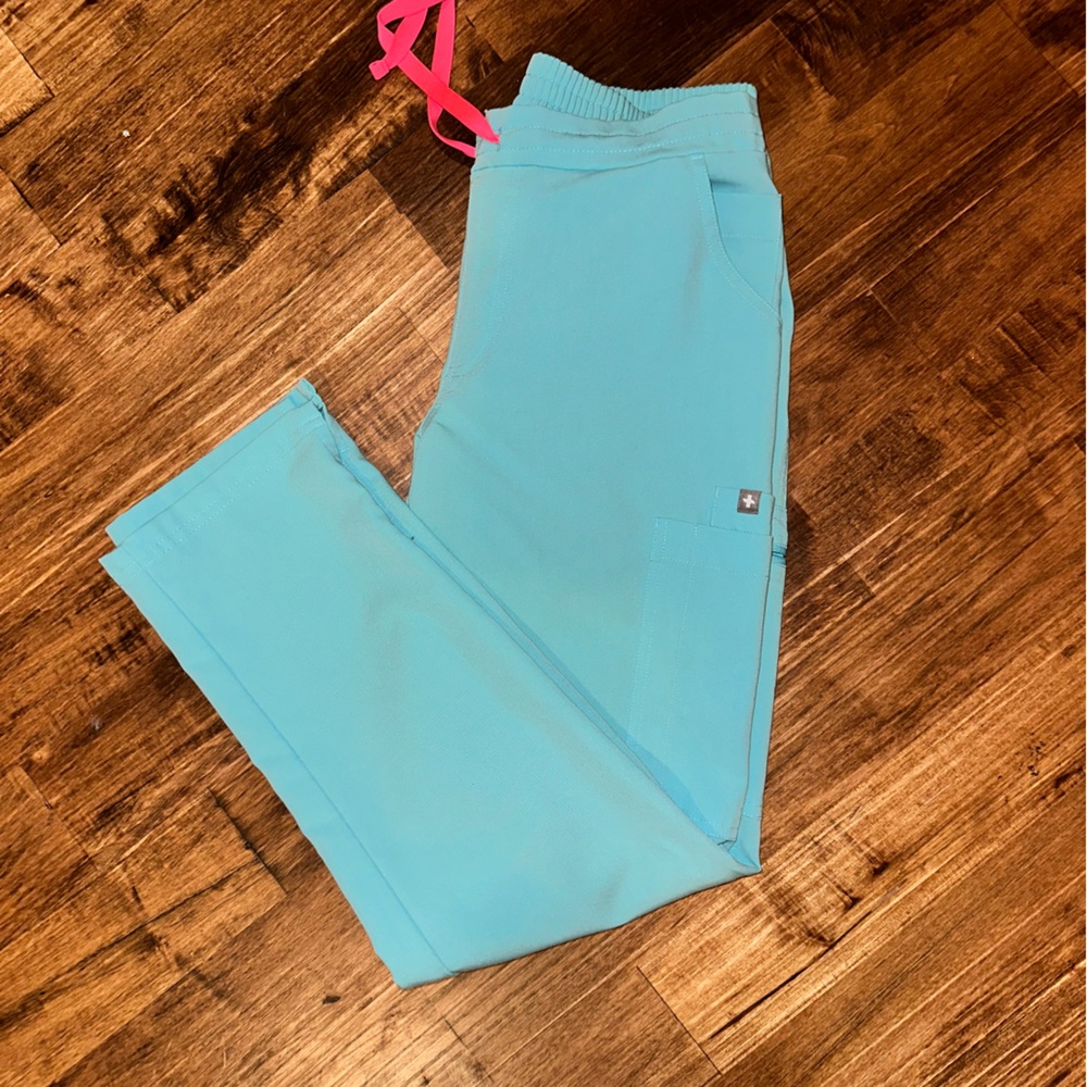 Figs yola scrub pants XSP neon blue